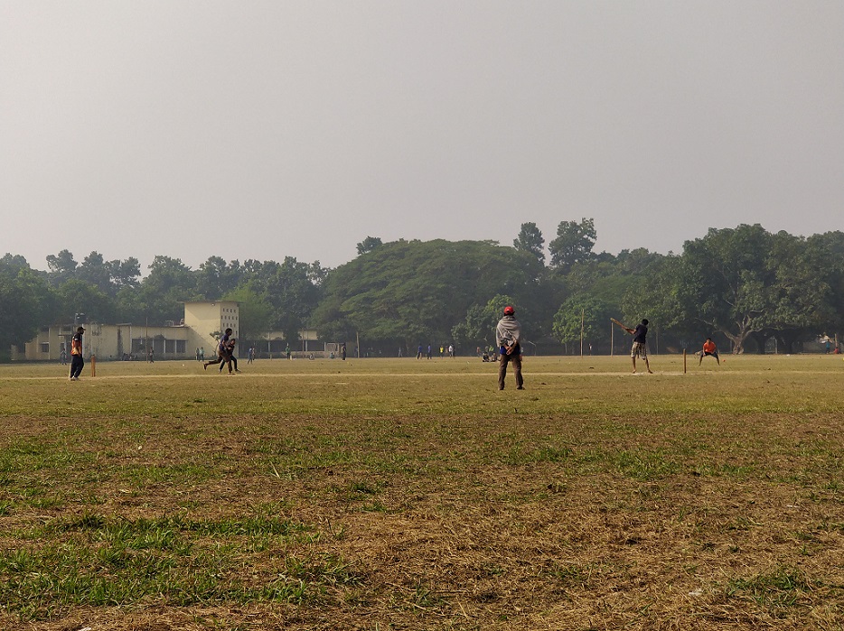 ETE Students Playing Cricket